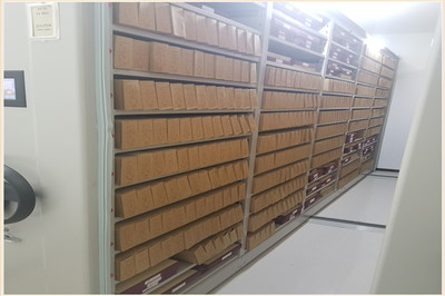 密集档案柜